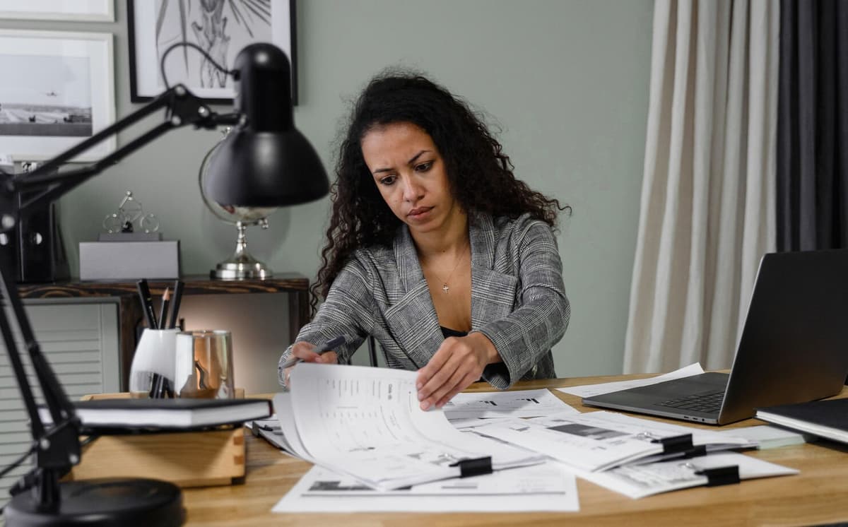 How to Become a Tax Preparer: A Complete Guide image