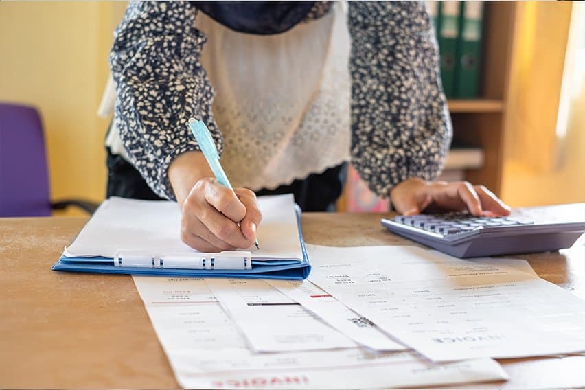 How to Write an Invoice For Services Rendered