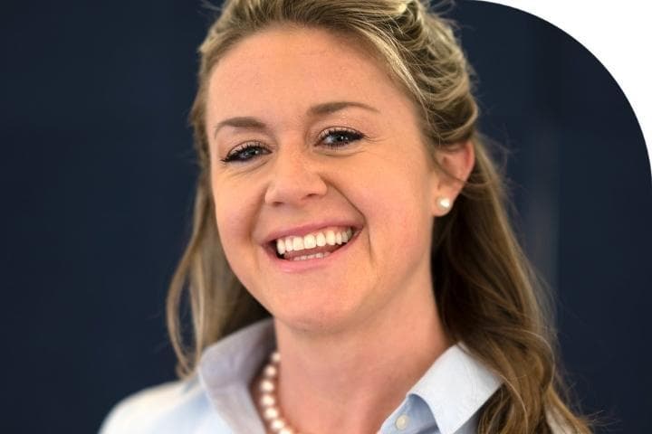 How FreshBooks Helps Life Coach Alexis Pursue Her Passion, and Keep Her Books Tax-Time Ready image